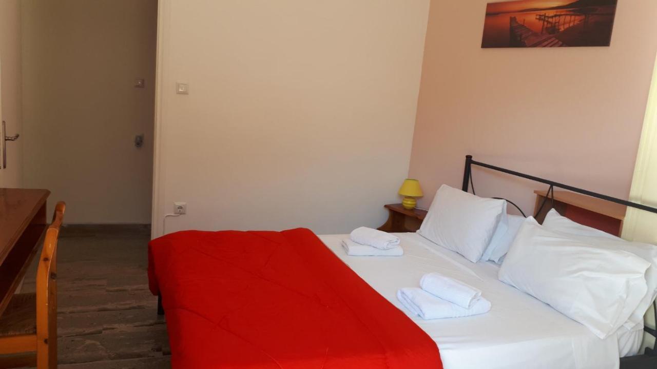 Katerina Apartments Kalamata Dış mekan fotoğraf