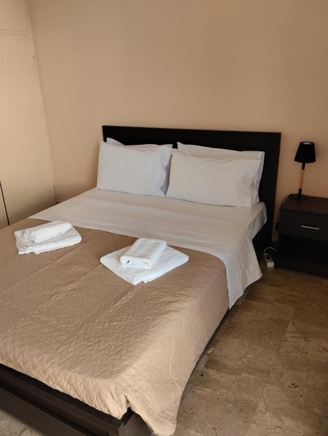 Katerina Apartments Kalamata Dış mekan fotoğraf
