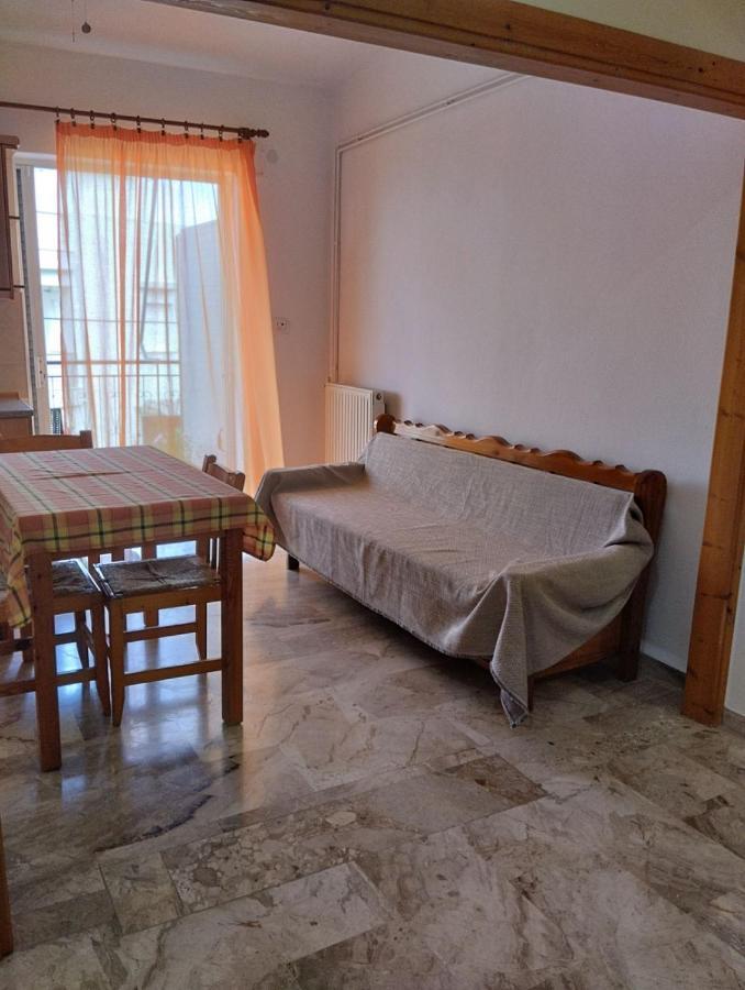 Katerina Apartments Kalamata Dış mekan fotoğraf