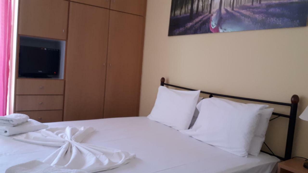Katerina Apartments Kalamata Dış mekan fotoğraf